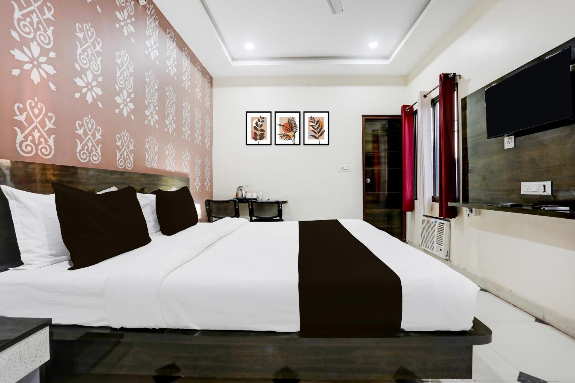 Отель Super Townhouse Gida Near Rto Office Горакхпур Экстерьер фото